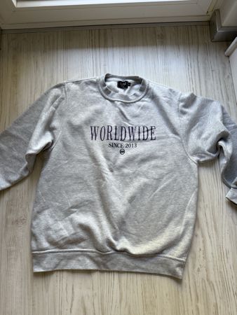 Boohoo Worldwide Sweatshirt, Size M
