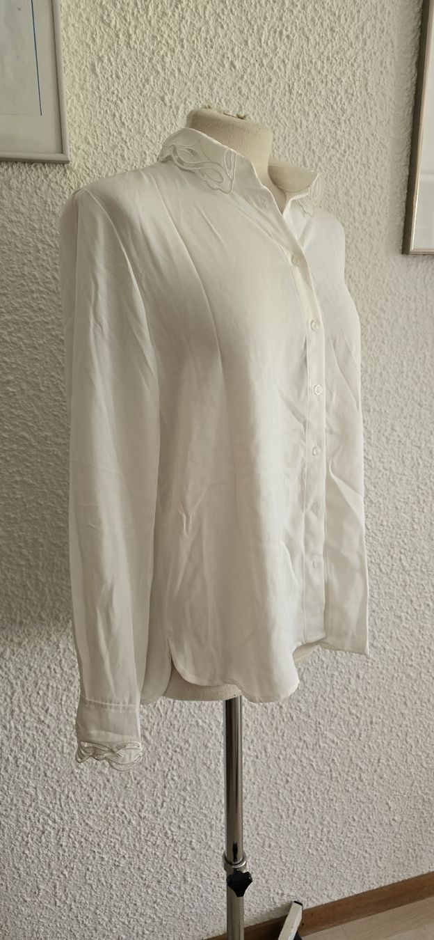 Camicette: Chemise blanche col brodé taille L neuve – Nuovo (secondo la descrizione) da Martigny venduto da pivert03