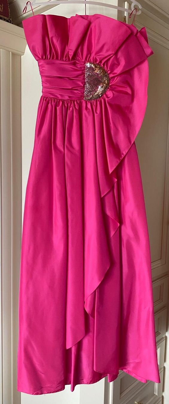 Vestiti: Pretty in Pink Ballkleid Modissa Gr. 36 – Nuovo (secondo la descrizione) da Brione s. Minusio venduto da batwoman3