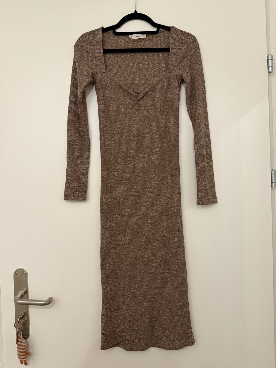 Mango Vestiti: Strickkleid Mango braun gerippt – Nuovo (secondo la descrizione) da Zürich venduto da mha_mx9n 1