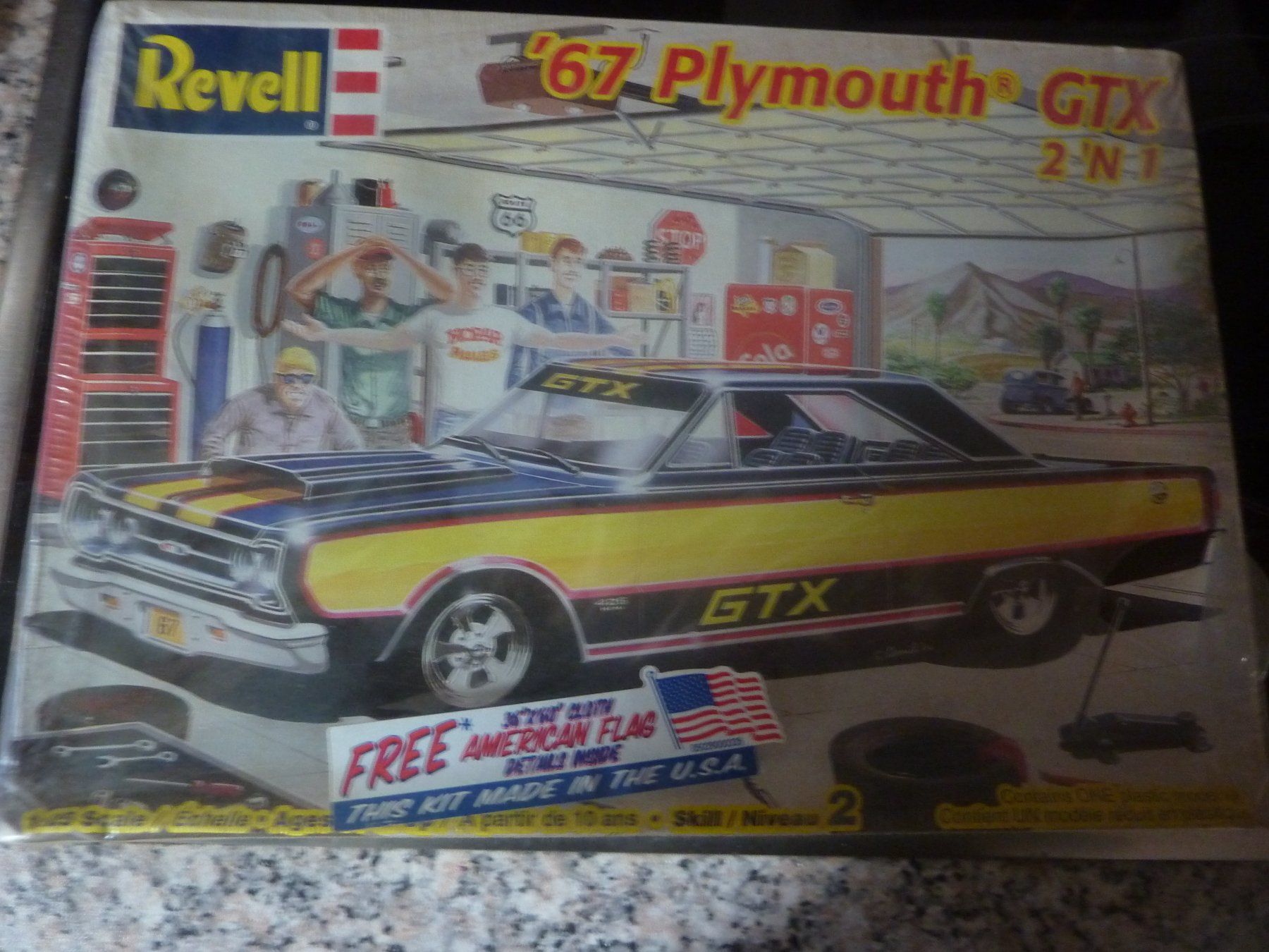 Revell Kit di modellismo & Modellini statici: PLYMOUT 67 – Nuovo e nell'imballaggio originale da Balsthal venduto da bouteliee