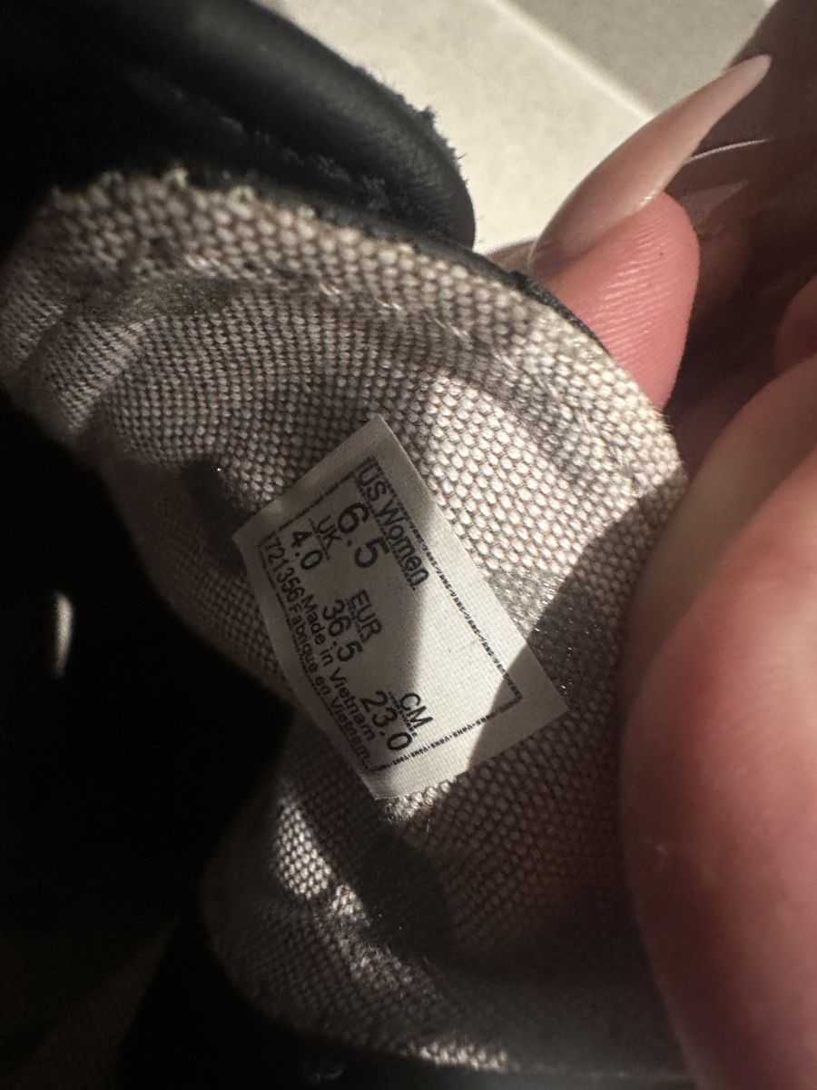 Vans Scarpe da uomo: Schwarze Leder Optik Vans – Nuovo (secondo la descrizione) da Ottenbach venduto da Irinaberther 1