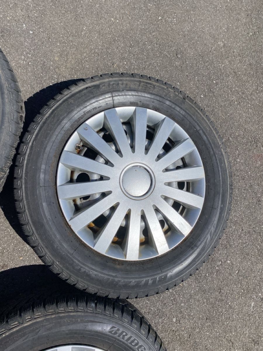 Pneumatici & Ruote complete: Kompletträder Toyota RAV 4 bis 2016 – Usato da Altdorf UR venduto da speedrs9 5