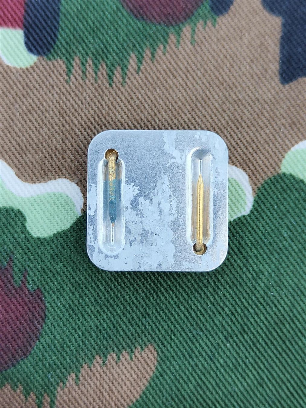 Placchette & Badge: Sugus Auszeichnung Panzerfahrer – Usato da Bauma venduto da SwissMilitaria 1
