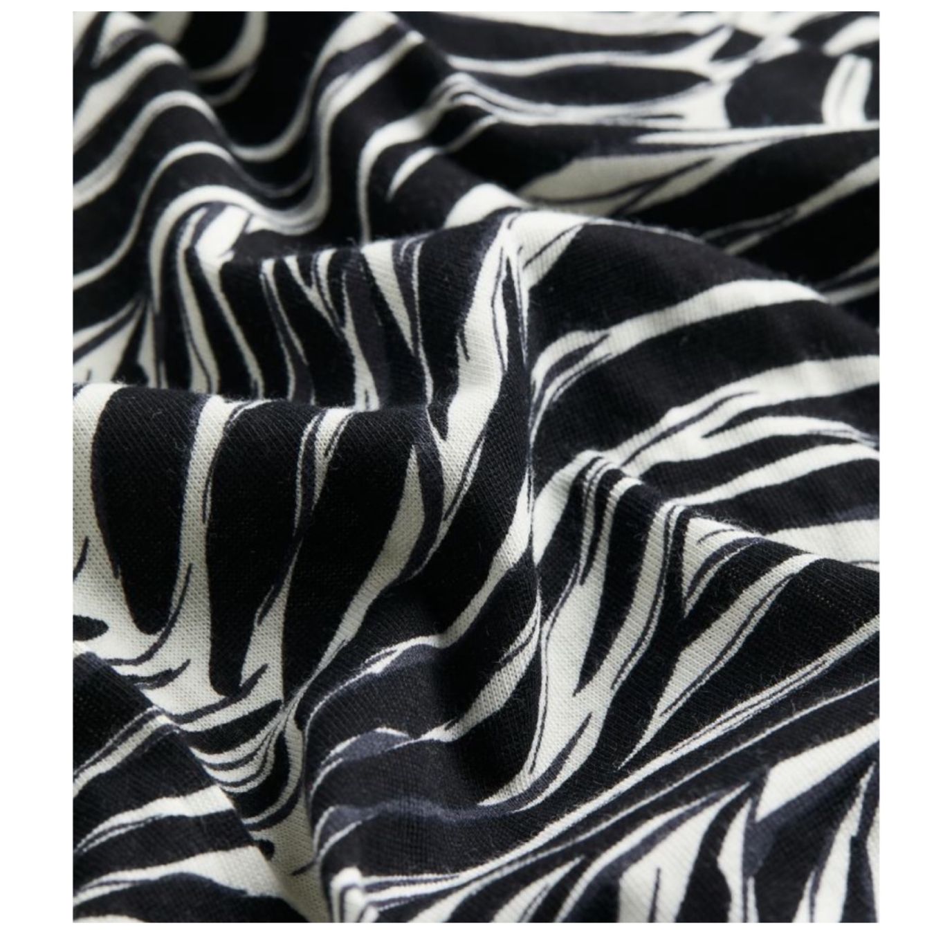 Robes: Robe taille M – Neuf avec emballage d'origine à Biel/Bienne par orange1 1
