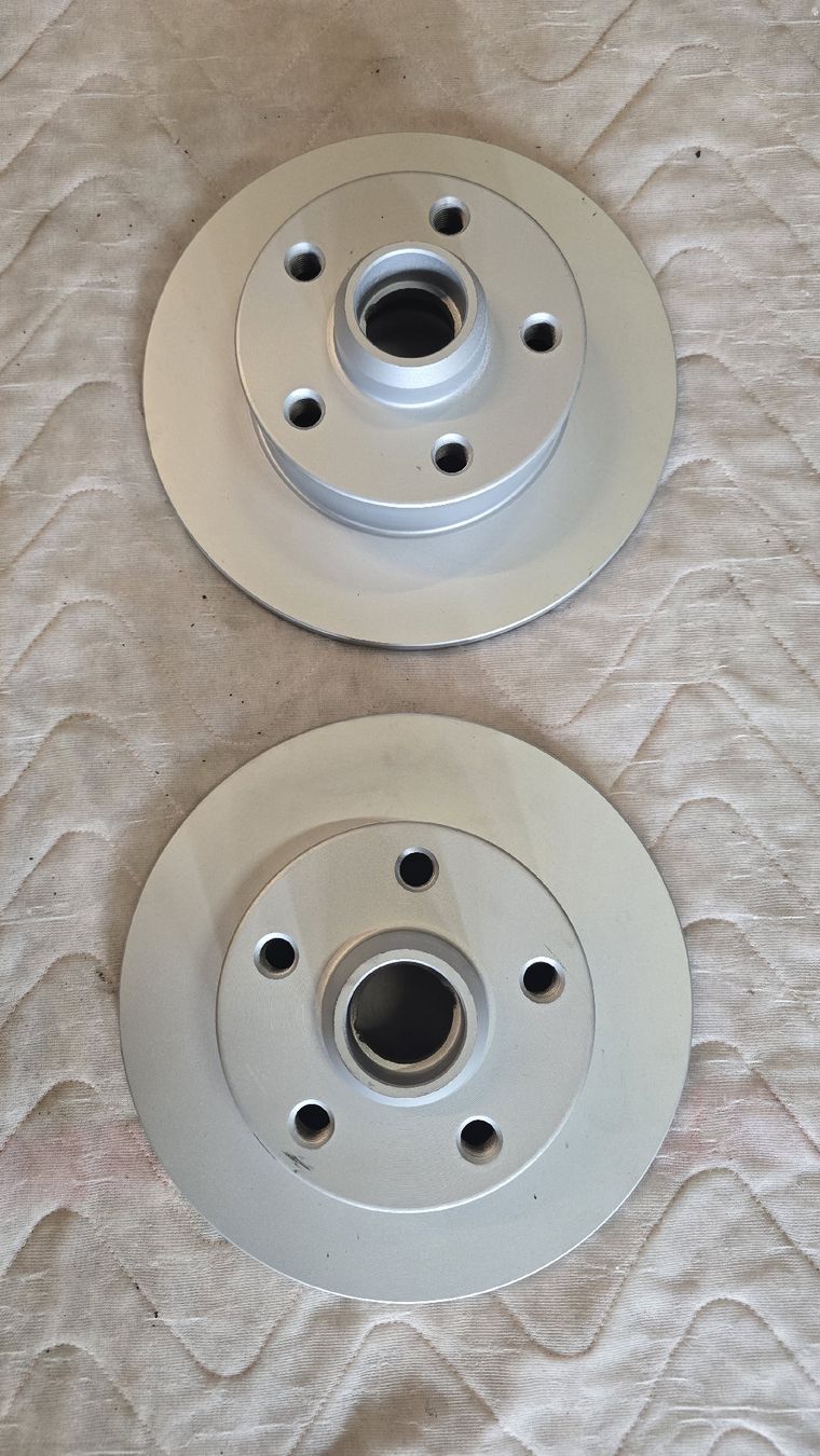 Volkswagen Alle Autoersatzteile: VW Golf Bremsscheiben – Neu und originalverpackt aus Recherswil von E46_Cab