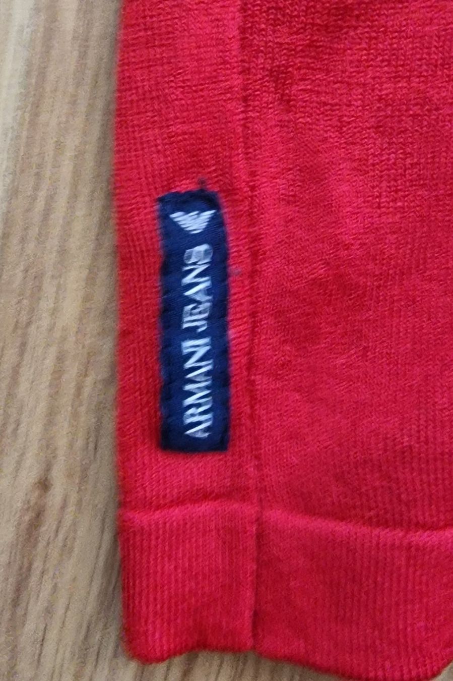 Armani Maglioni & Felpe: Armani Jeans Pullover Farbe Rot Blau Weiss Grösse S – Usato da Kriens venduto da natalia.lang 2