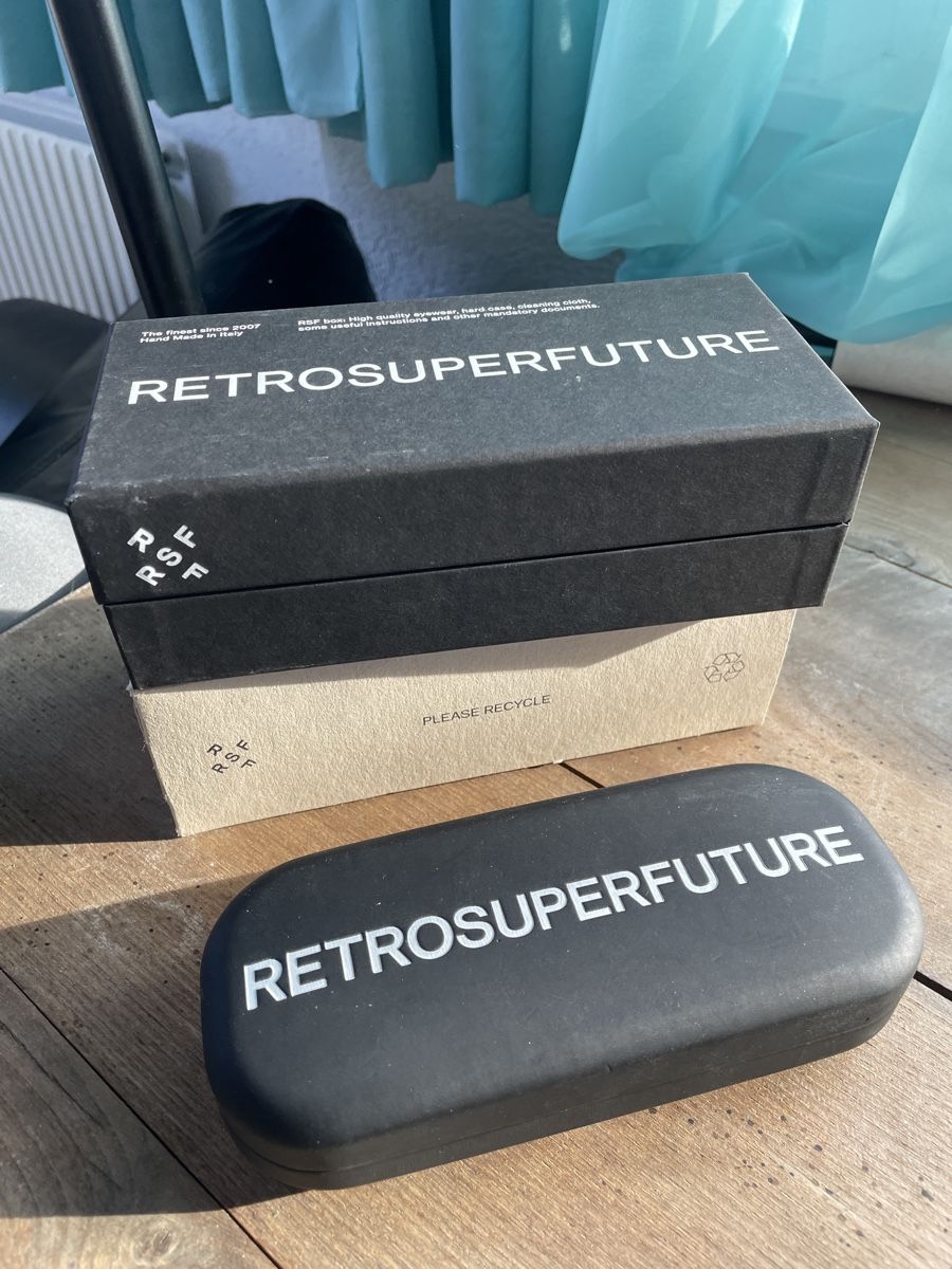 Occhiali & Lenti: RETROSUPERFUTURE Limone Wagwan Bubbagum – Nuovo (secondo la descrizione) da Corminboeuf venduto da mae_wq9k 4