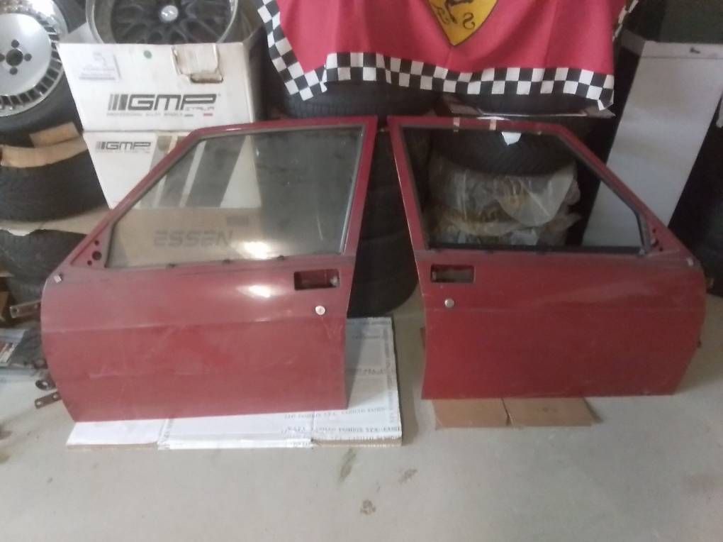 Alfa Romeo Tutti pezzi di ricambio auto: Alfa romeo 75 tùren – Usato da Neuenhof venduto da camionista