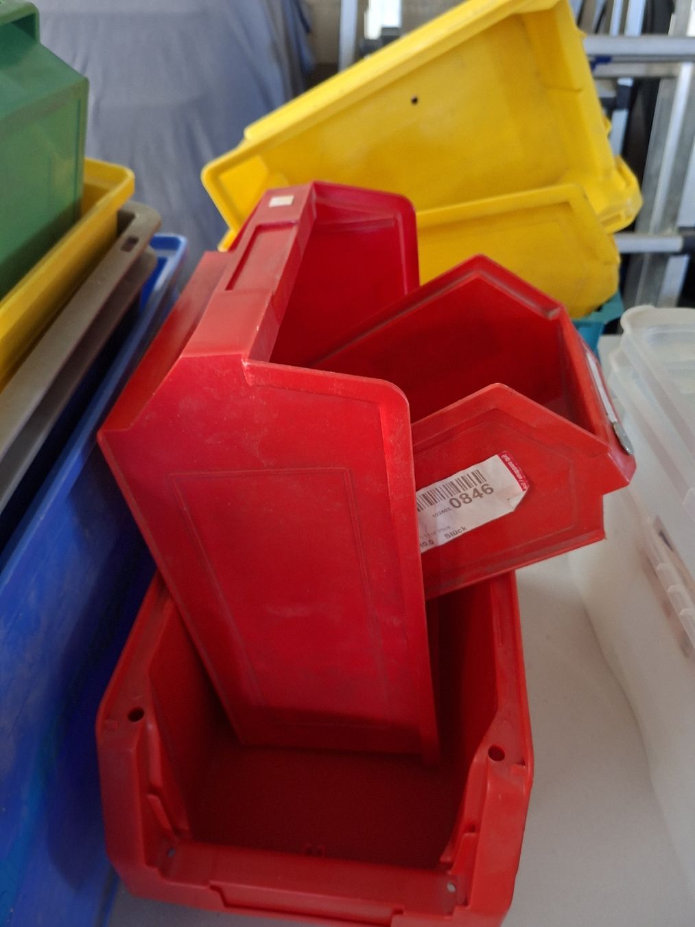 Contenitori & Simili: Sortiment Sichtlagerboxen diverse Farben gebraucht – Usato da Oberhasli venduto da Cortina 2