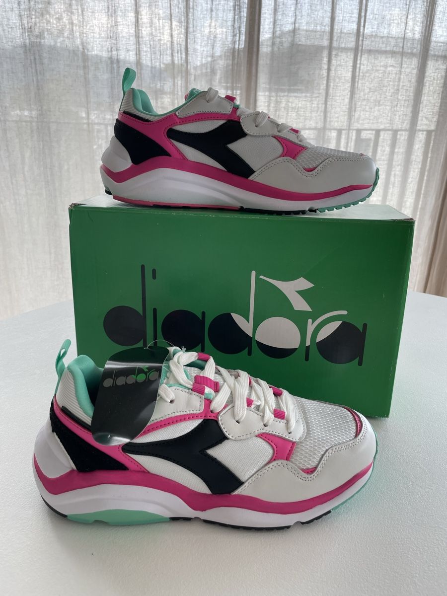 Diadora Scarpe da uomo: Diadora Whizz Run Sneaker Gr. 40 Neu – Nuovo e nell'imballaggio originale da Zürich venduto da S.N.K.R.Z