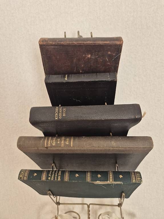 Libri: Kirchengesangbücher sehr alt – Usato da Heerbrugg venduto da v_s_88zb