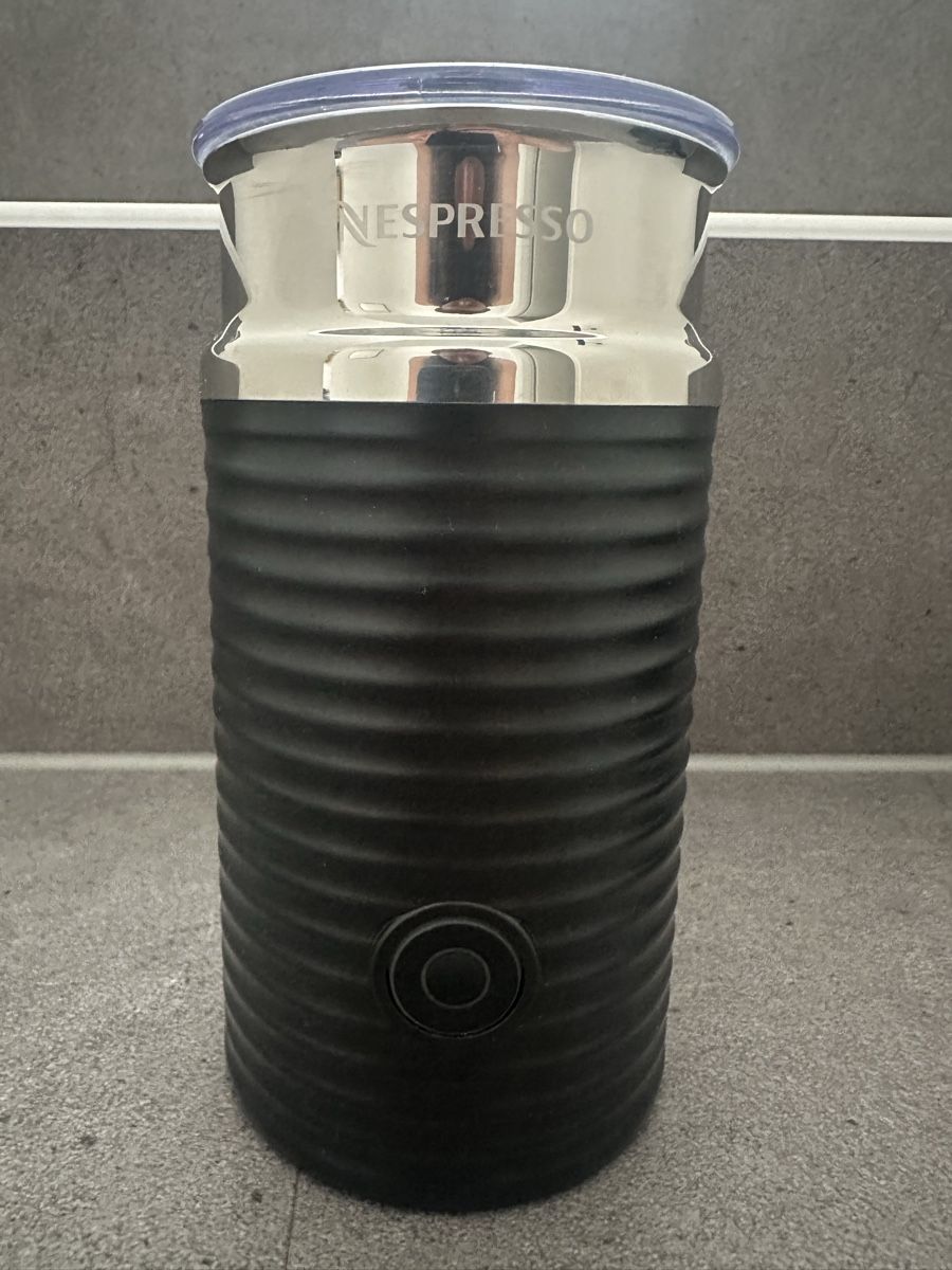 Elettrodomestici da cucina: Nespresso Aeroccino Milchaufschäumer – Usato da Stans venduto da Osteophyt 4