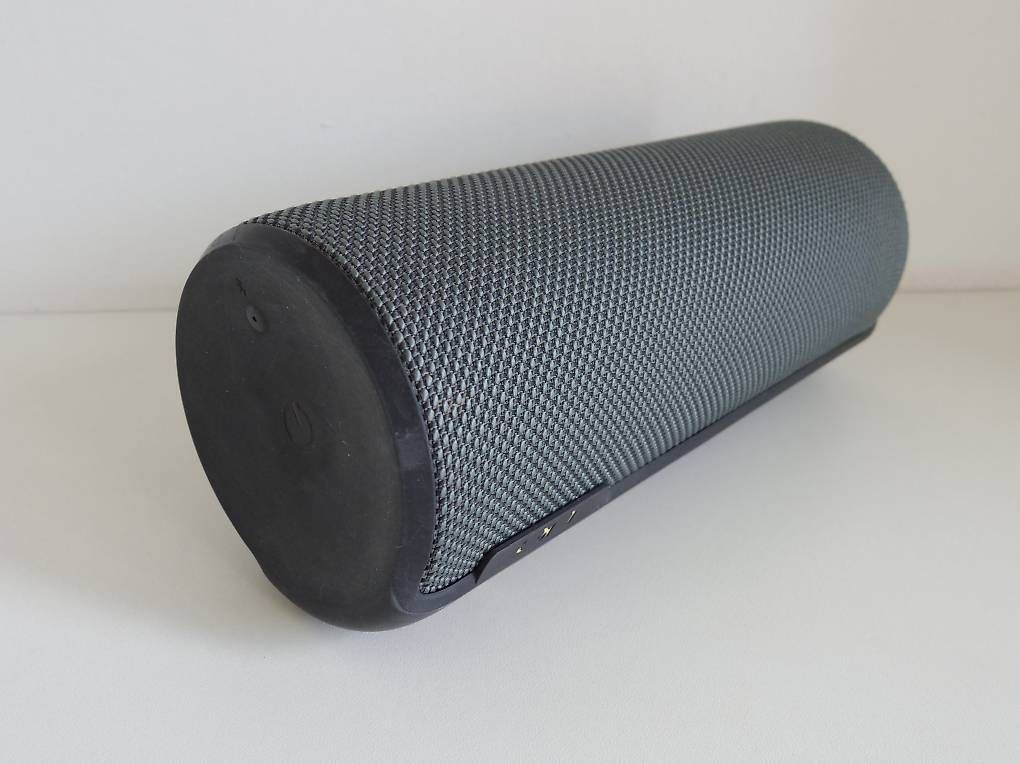 Ultimate Ears Casse acustiche: UE Boom 2 Bluetooth Lautsprecher - mit Ladekabel – Usato da Bern venduto da korpuskel 3