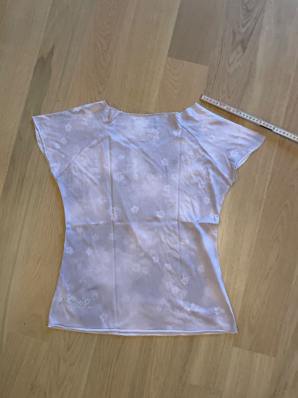 T-Shirts: Tshirt Hangowear M – Gebraucht aus Basel von pilzliii 4