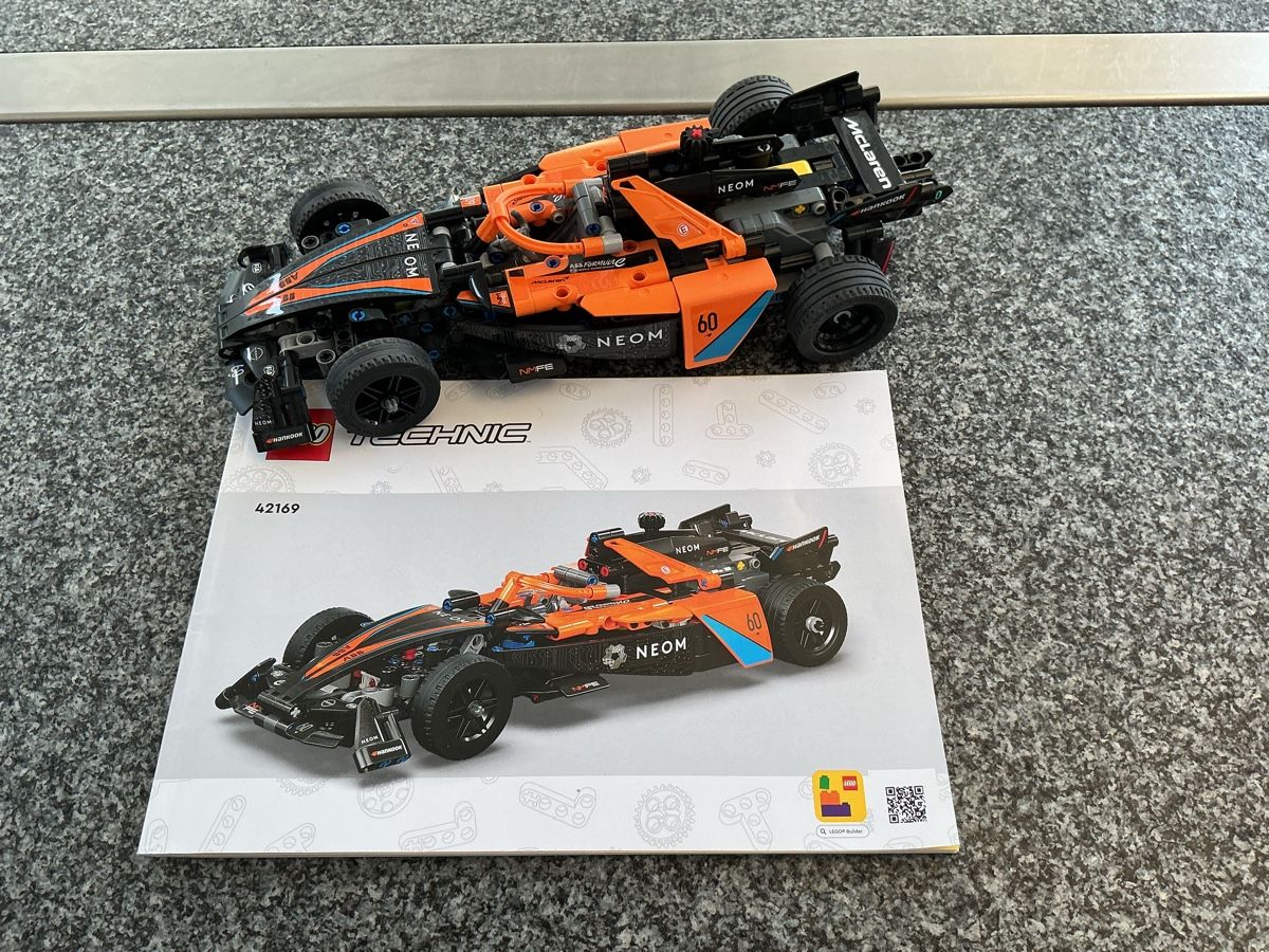 Lego Giocattoli: Lego Technik NEOM McLaren – Usato da Waldkirch venduto da Blondie13