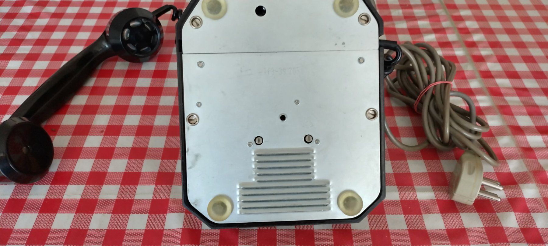 Telefoni: Tischtelefon – Usato da Liestal venduto da waeckerli 2