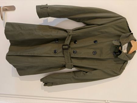 Stradivarius green mantel
