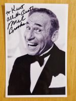 Mel Brooks, Original Autogramm auf Foto in s/w
