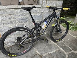 Mountain bike Trek slash 9