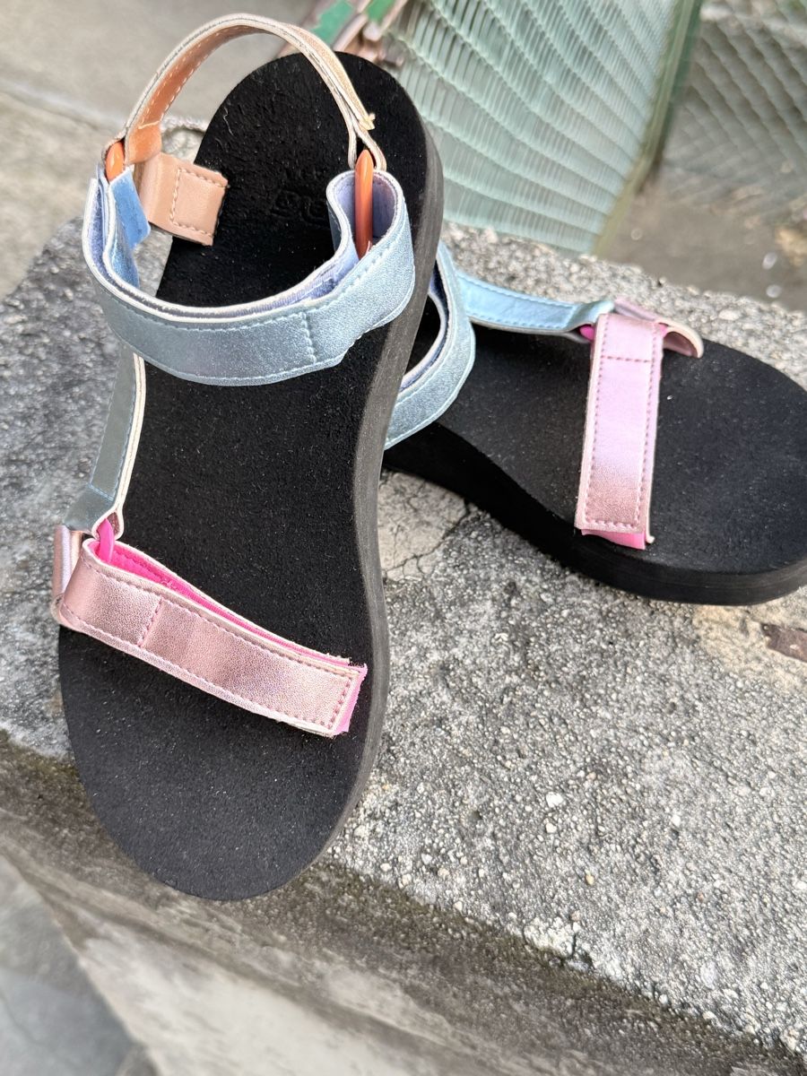 Teva Chaussures femmes: Sandali Teva Original Universal Platform 39 multicolore – D'occasion à Bellinzona par bul_mvy5 6