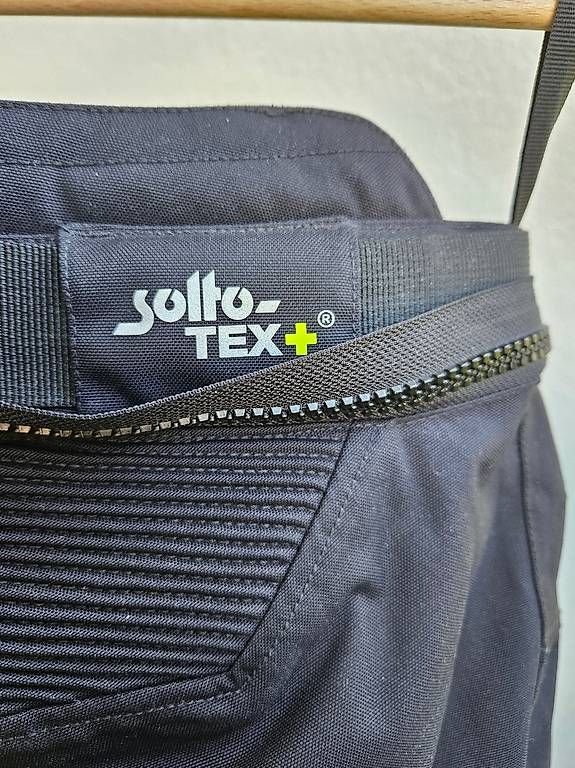 Lotti di vestiti: Töffbekleidung Damen – Usato da Emmen venduto da Kufe 2