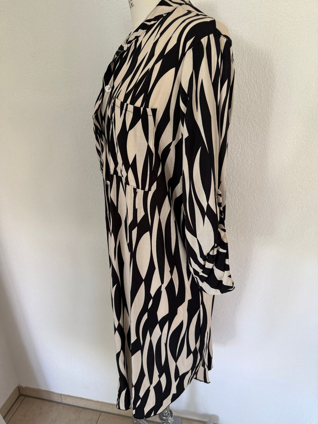 Vestiti: Blusenkleid Onesize Grösse 42 und 44 – Usato da Kirchdorf AG venduto da coco123 2