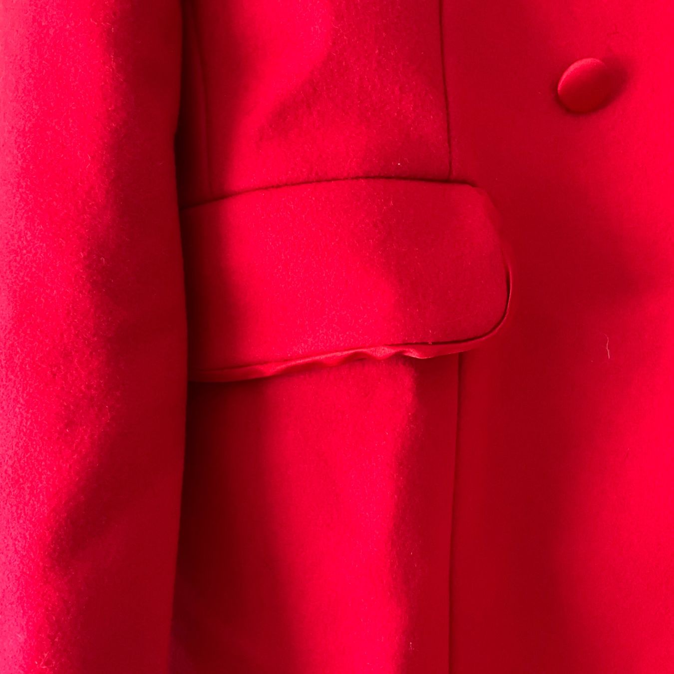 Cappotti: Original Miu Miu Mantel Rot Grösse 38 – Usato da Grenchen venduto da sojalatte 3