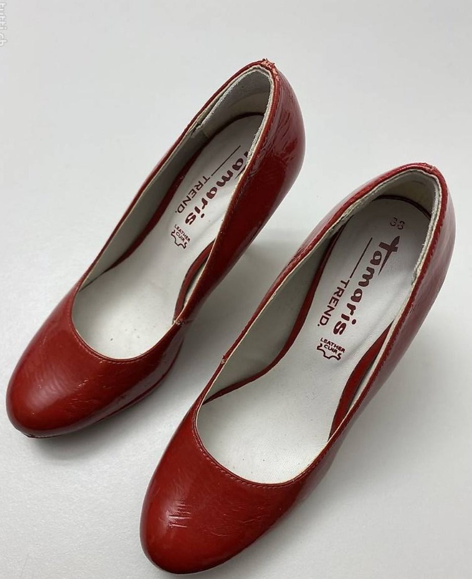 Scarpe da donna: Rote Tamaris Pumps, Grösse 38 – Usato da Thalwil venduto da sheepowl 1