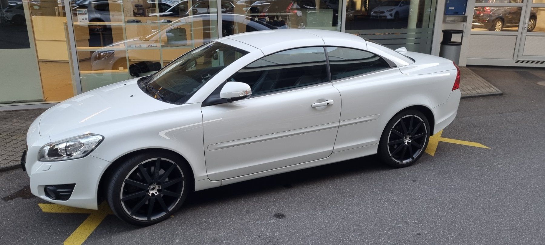 Volvo Automobili: Volvo C70 Cabriolet – Usato da Hergiswil NW venduto da Adis_D
