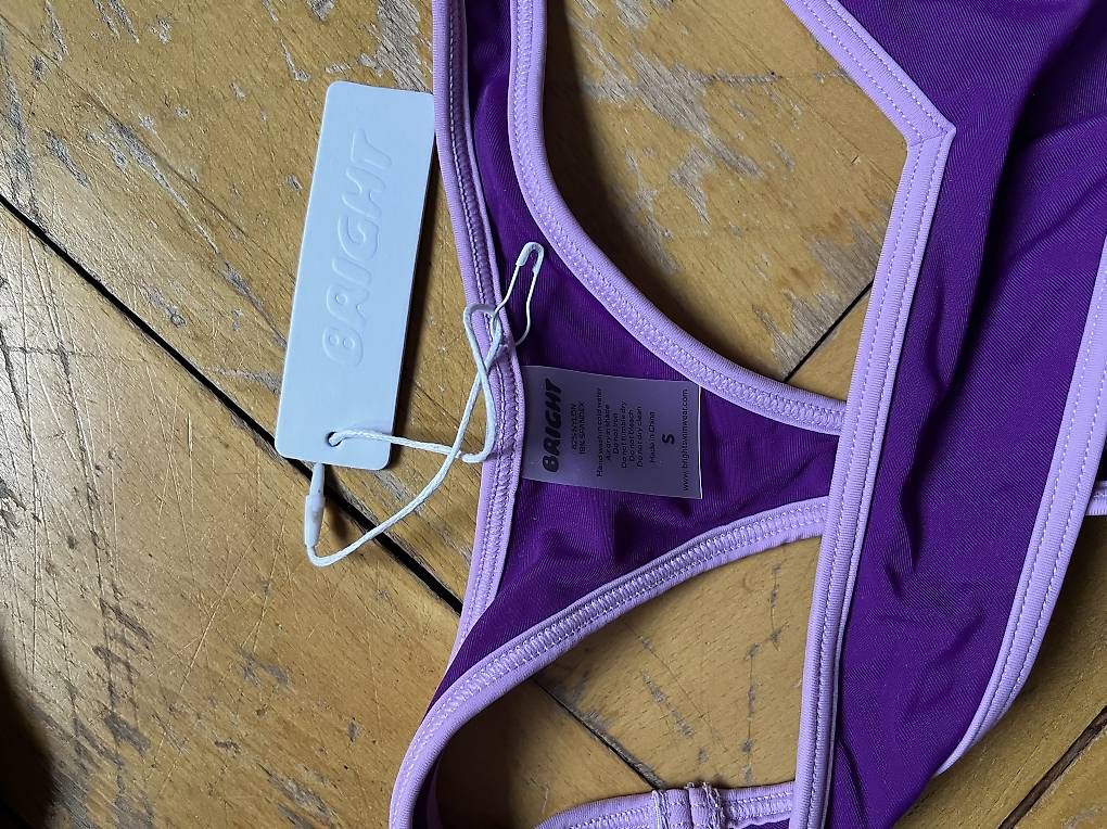 Costumi da bagno & Bikini: Bikini Set violett von Bright Swimwear – Nuovo e nell'imballaggio originale da Zürich venduto da leo_d7j5 2
