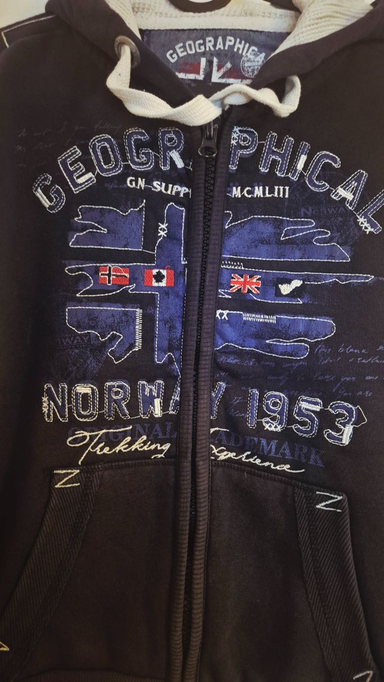 Giacche: Geographical Norway Kapuzen-Sweatjacke Gr.S – Usato da Volketswil venduto da Dokinka 3