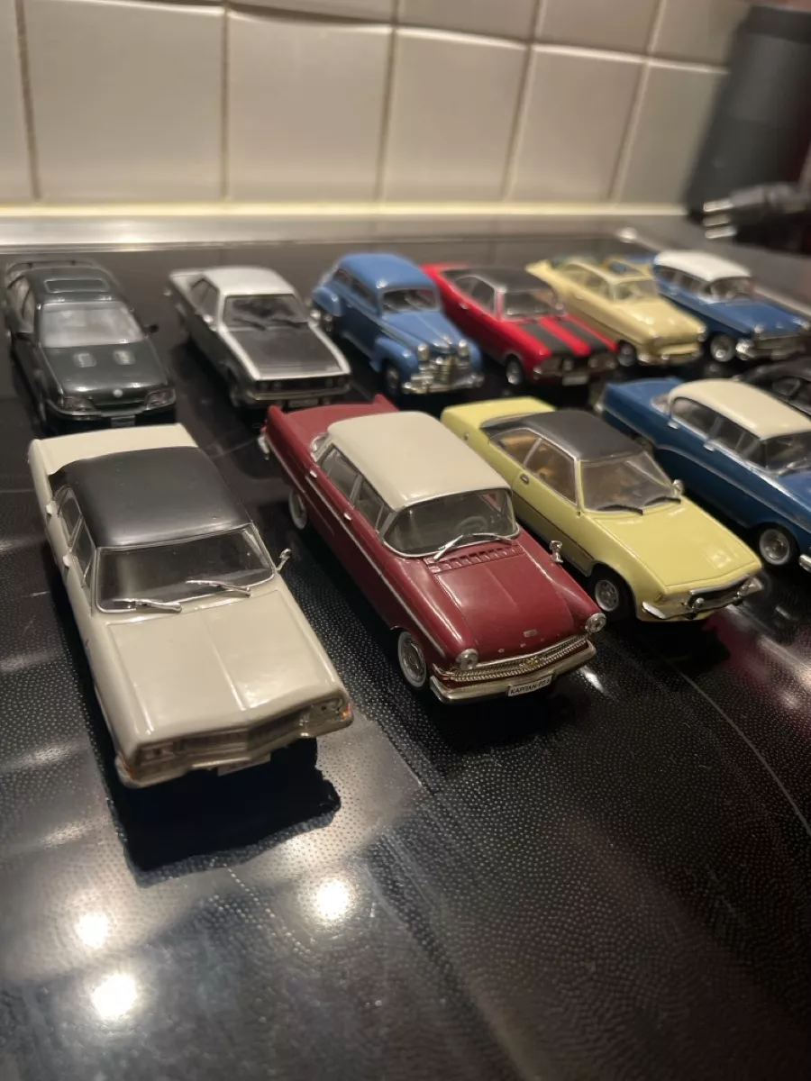 Opel Modellini d'auto: Opel Modellautos 1/43 – Usato da Erlach venduto da foere 1