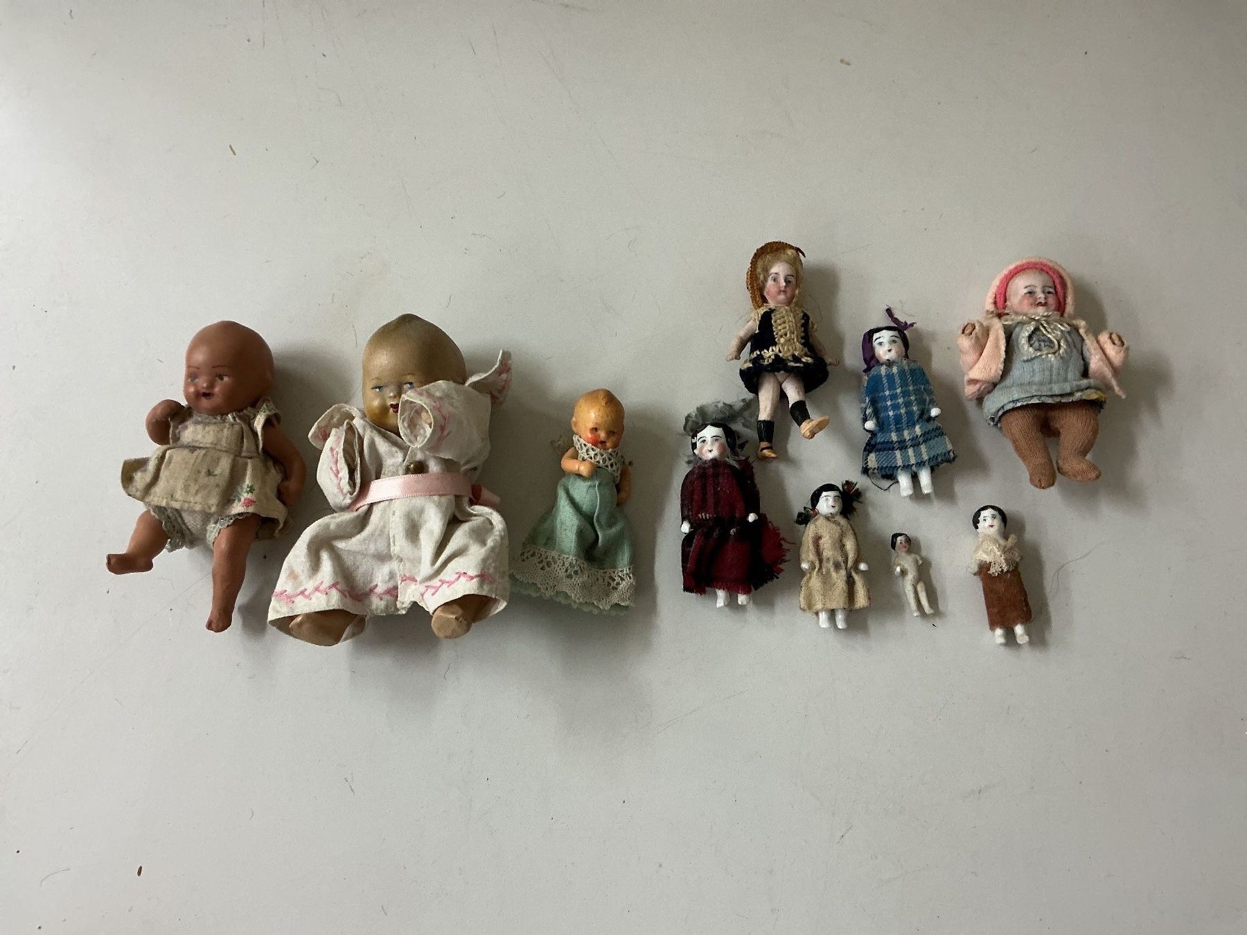 Bambole: Lot kleine Puppen 2 – Usato da Bern venduto da vielerart