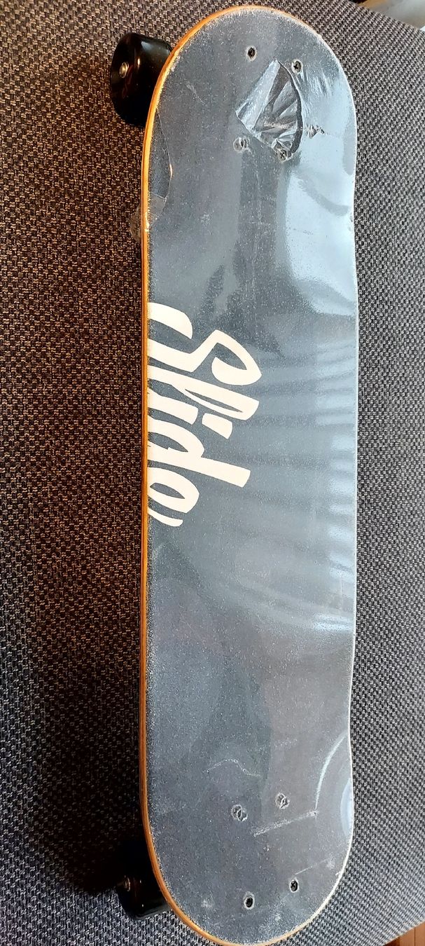 Slide Skateboards: SLIDE Skateboard Neu – Nuovo e nell'imballaggio originale da Luzern venduto da 40carti 1