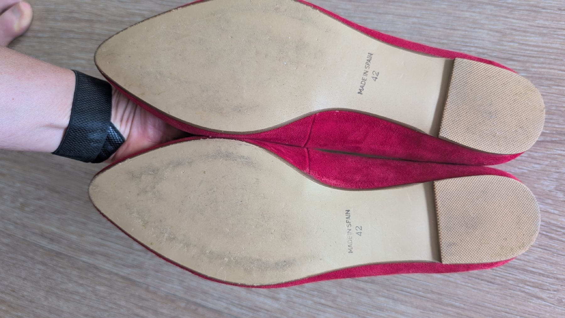 Chaussures femmes: Bright red suede leather flats – D'occasion à Ettingen par hms_w27b 3