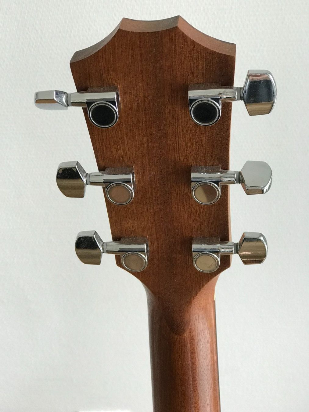 Taylor Strumenti musicali: Taylor Guitars Akustische Gitarre mit Etui – Usato da Bern venduto da arwori 4