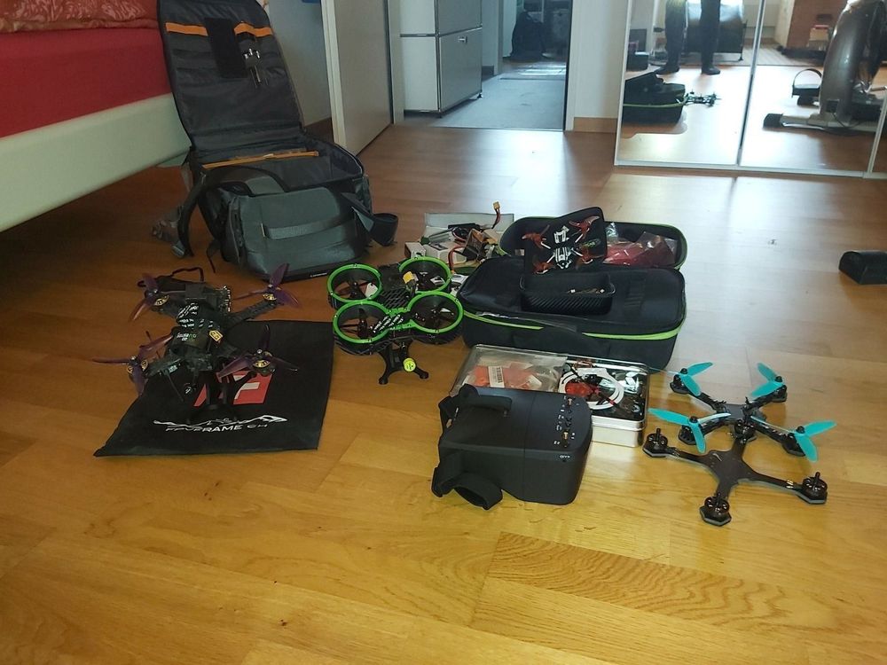 FPV Drohnen komplett Set (Gebraucht) in für CHF 650 – mit Lieferung auf ...