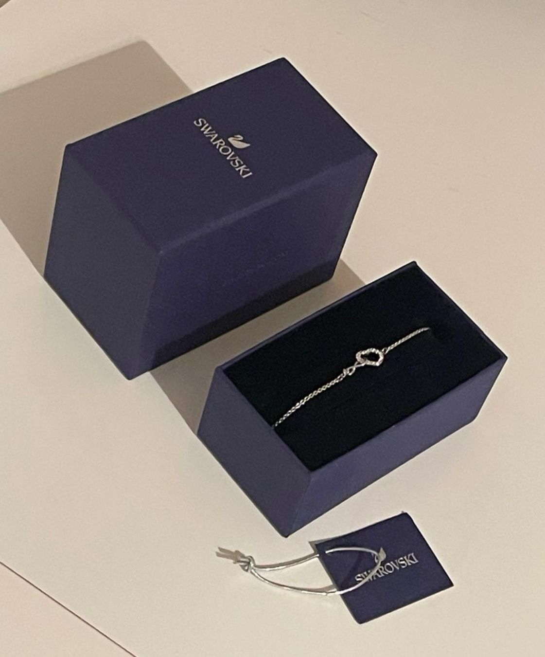 Swarovski Bracciali & Braccialetti: Swarovski Infinity Herz Armband – Nuovo (secondo la descrizione) da Bülach venduto da Jessi1510