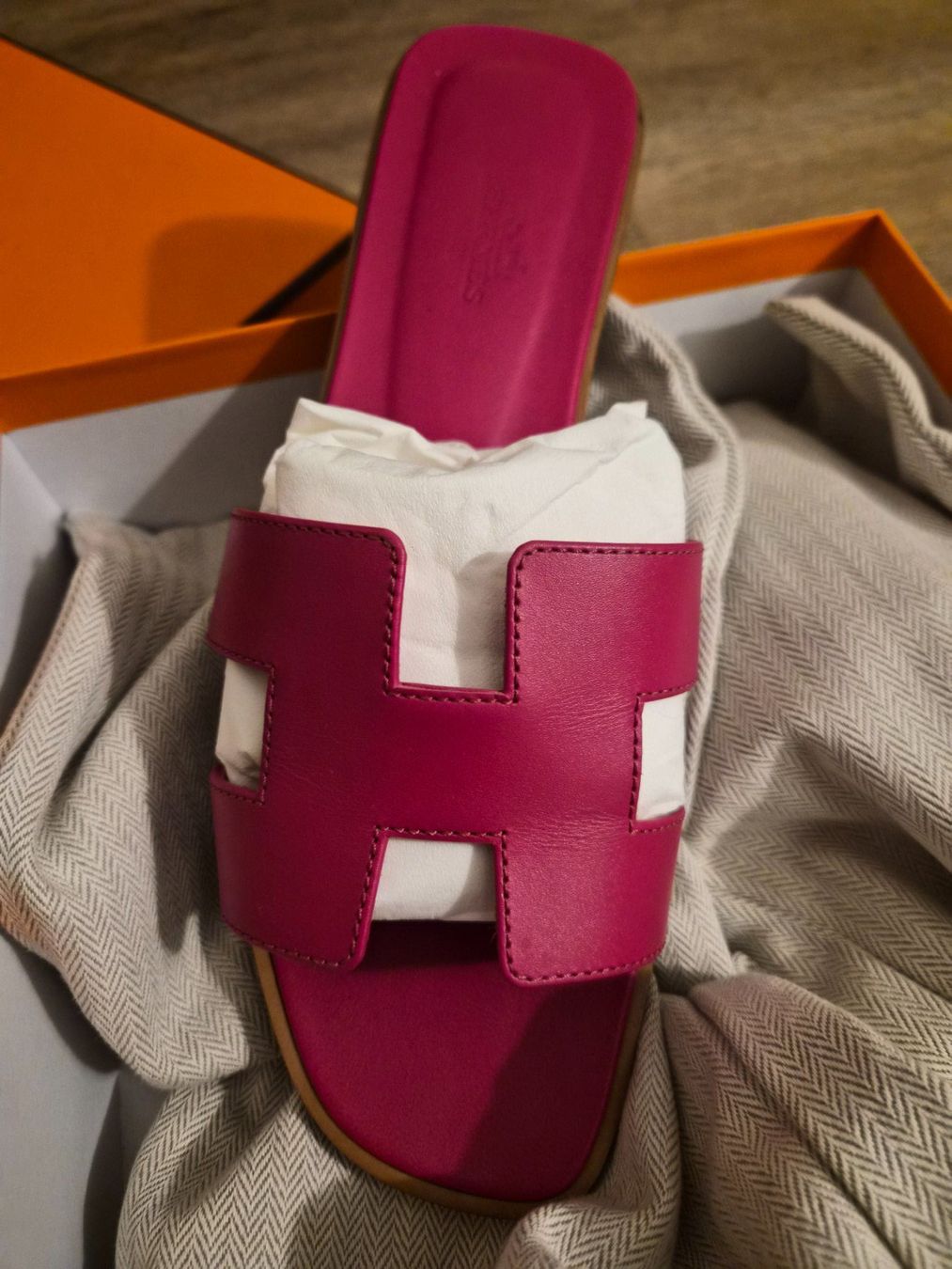 Hermès Damenschuhe: Hermès Oran 39 – Gebraucht aus Winterthur von eva2015 1