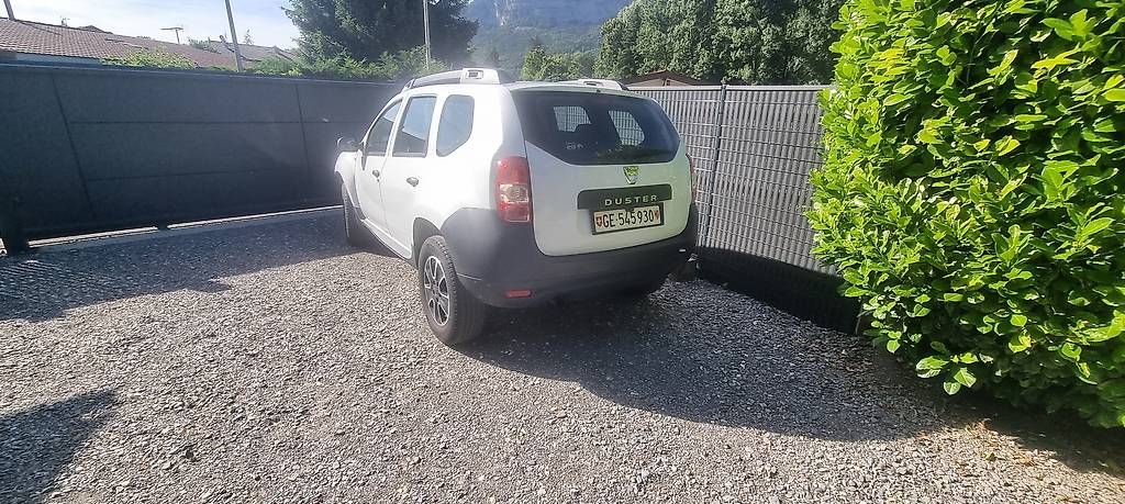 Autos: Voiture comme neuve  – D'occasion à Genève par klu_9cxs 2