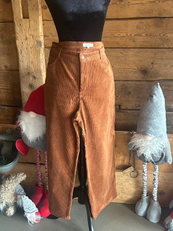 Surkana pantalon en velours côtelé