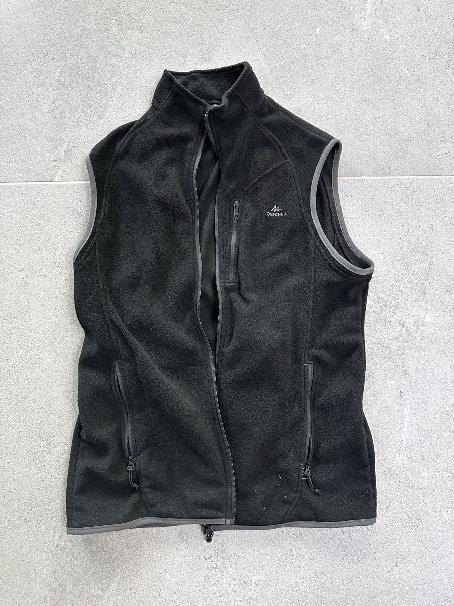 Decathlon Gilet & Giacche: Pile smanicato Quechua – Usato da Ponte Capriasca venduto da mac_mac