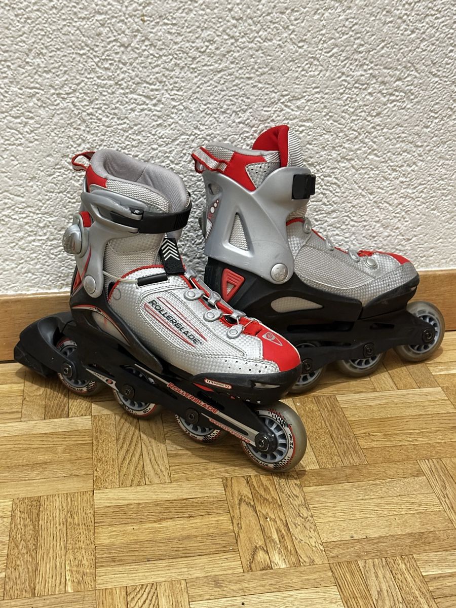 Patins à roul. & inline: Rollerblade – Neuf (Voir description) à Châtelaine par Mayy 1