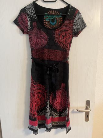 Desigual Damen Kleid Gr. M (Neuwertig)