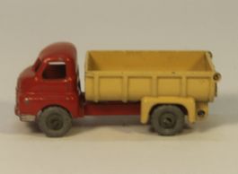 Matchbox Lesney 40A Bedford 7 Ton Tipper Truck