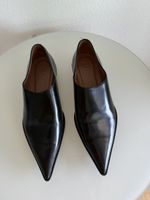 Marni – Escarpins en cuir à bout pointu, élégants, chic💗