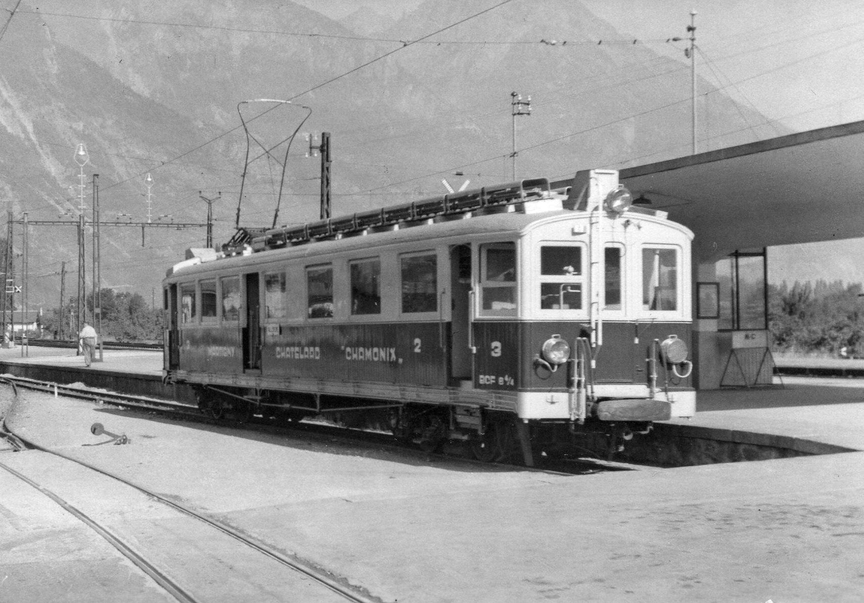 Cartes postales: Martigny - Châtelard – D'occasion à Les Avants par Jaman7