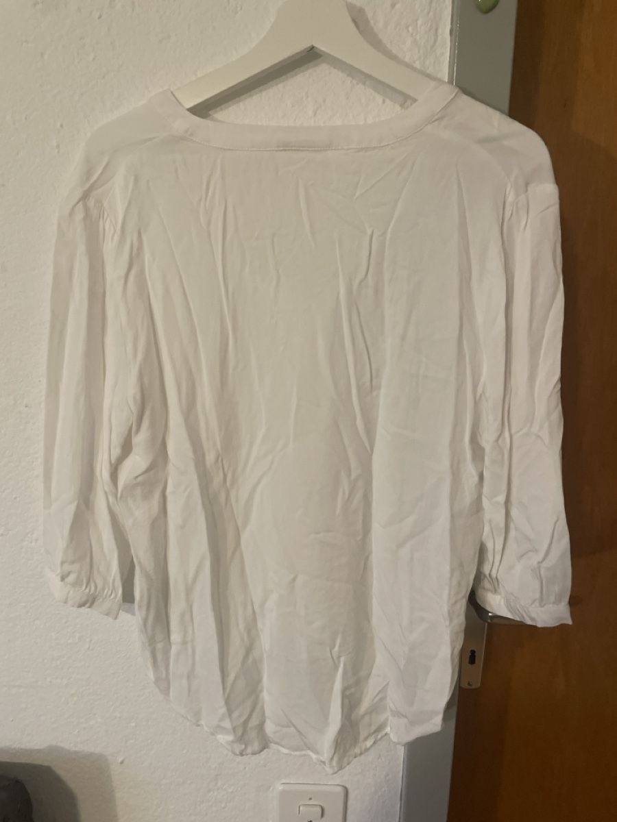 Vila Camicette: Chemisier blanc VILA taille 40 - – Nuovo (secondo la descrizione) da Les Breuleux venduto da nin_9msn 2