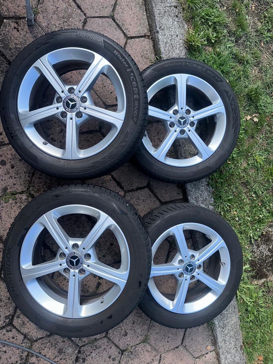 Mercedes-Benz Cerchioni: Winterreifen mit Felgen – Usato da Emmenbrücke venduto da imm_q7fg 2